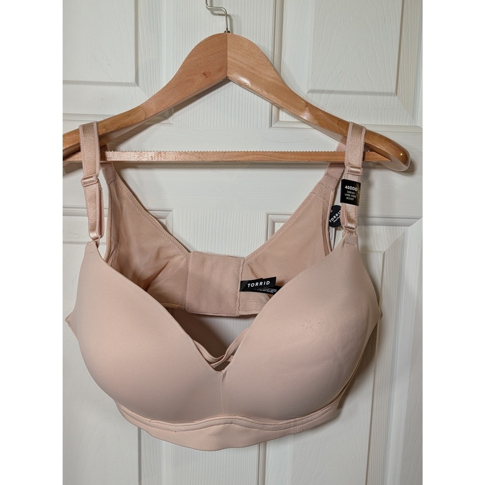 Torrid Dream Wire-Free Boost Bra 40DDD Rose Dust Beige 360 Back Smoothing NWT